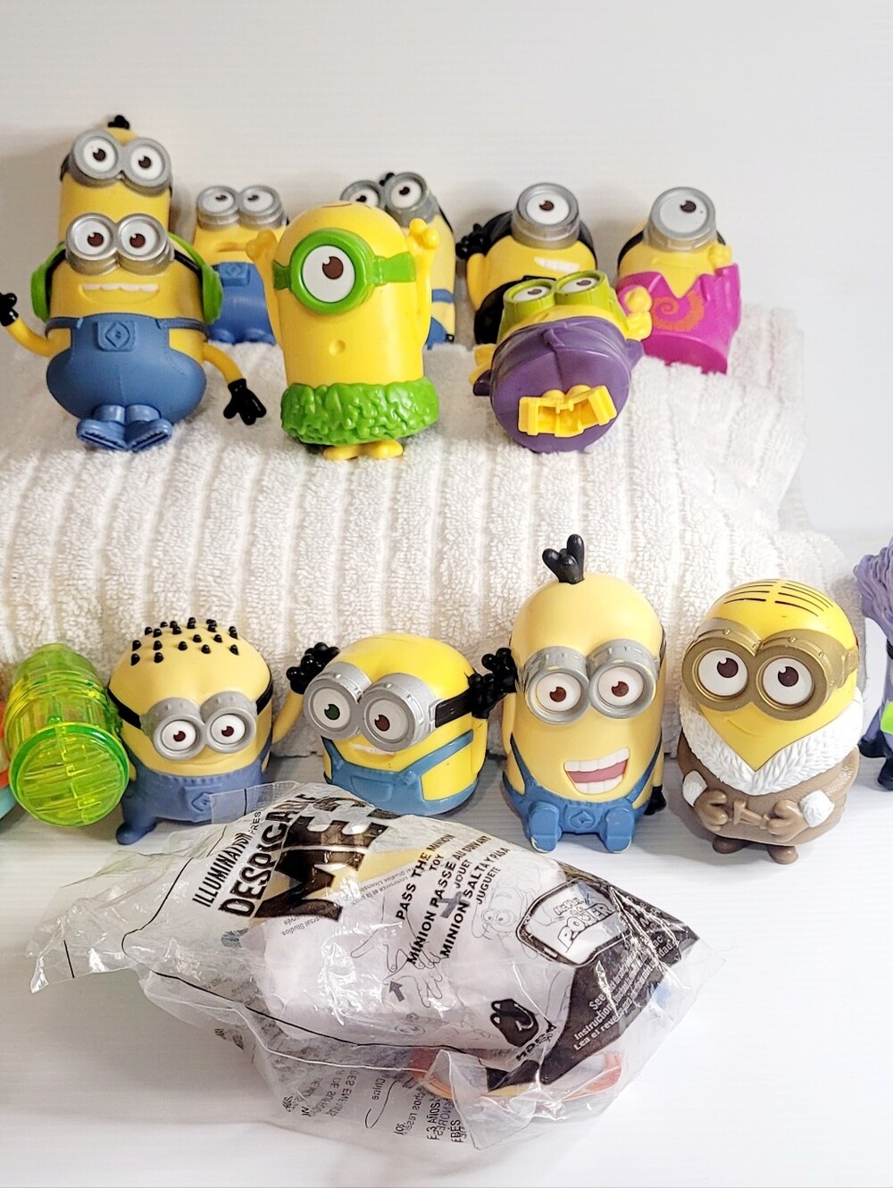 Minions Despicable Me Toy Figure Lot of 15 Some Sound/Motion Untested